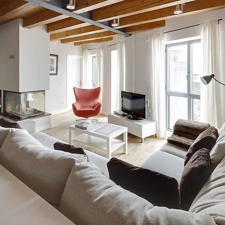 Apartment Val 3 By Feelfree